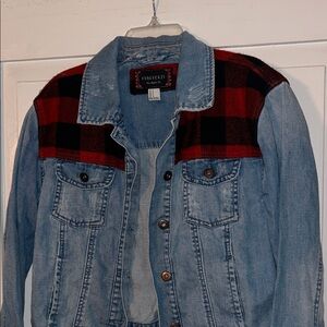 Forever 21 Womens Blue Denim Jacket Buffalo Plaid Black & Red Small Casual Retro